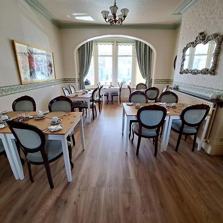 Lily Hotel Blackpool Eksteriør bilde