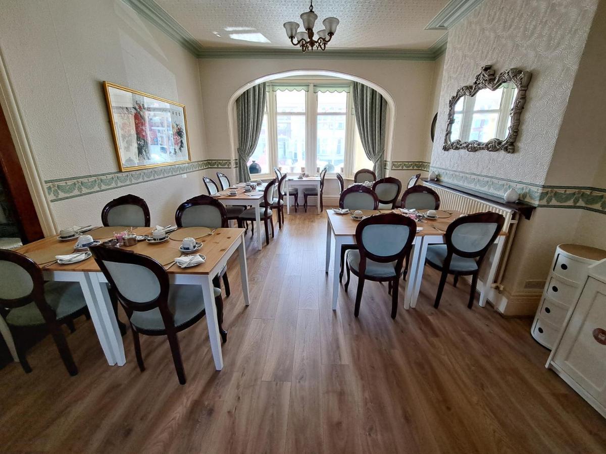 Lily Hotel Blackpool Eksteriør bilde