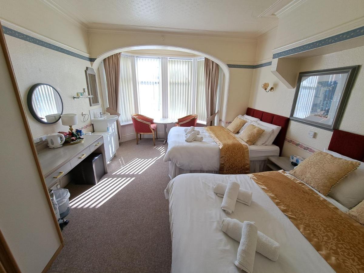 Lily Hotel Blackpool Eksteriør bilde
